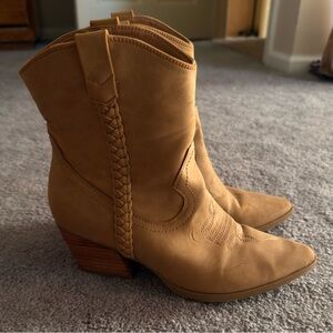 Tan Western Ankle Cowgirl Boots
